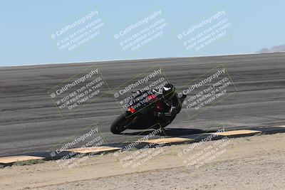 media/Oct-13-2025-Moto Forza (Mon) [[a66d839500]]/3-B Group/Session 2 (Bowl)/